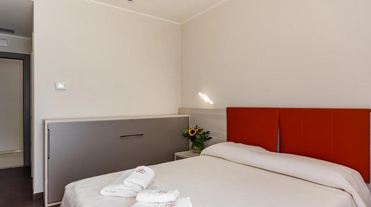 Lual Bleisure Hotel Pofi ภายนอก รูปภาพ